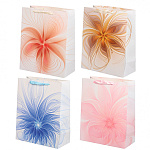 Пакет бумажный " Basir " 18*23*10см Цветы абстракция, ассорти (без возможности выбора дизайна), ламинированный