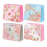 Пакет бумажный " Basir " 23*18*10см Цветы бабочки, ассорти (без возможности выбора дизайна), ламинированный, блестки